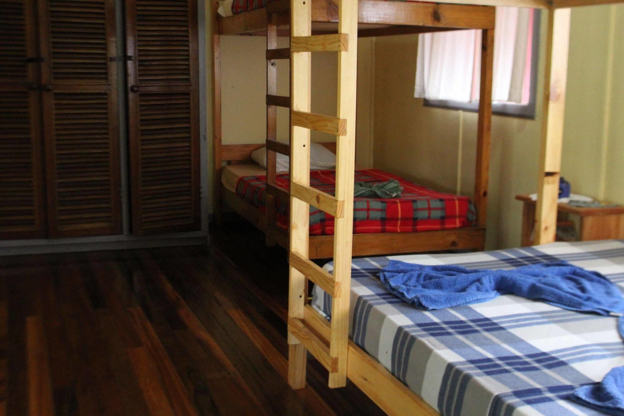 Islas Del Rio Hostel Tirimbina Eksteriør bilde